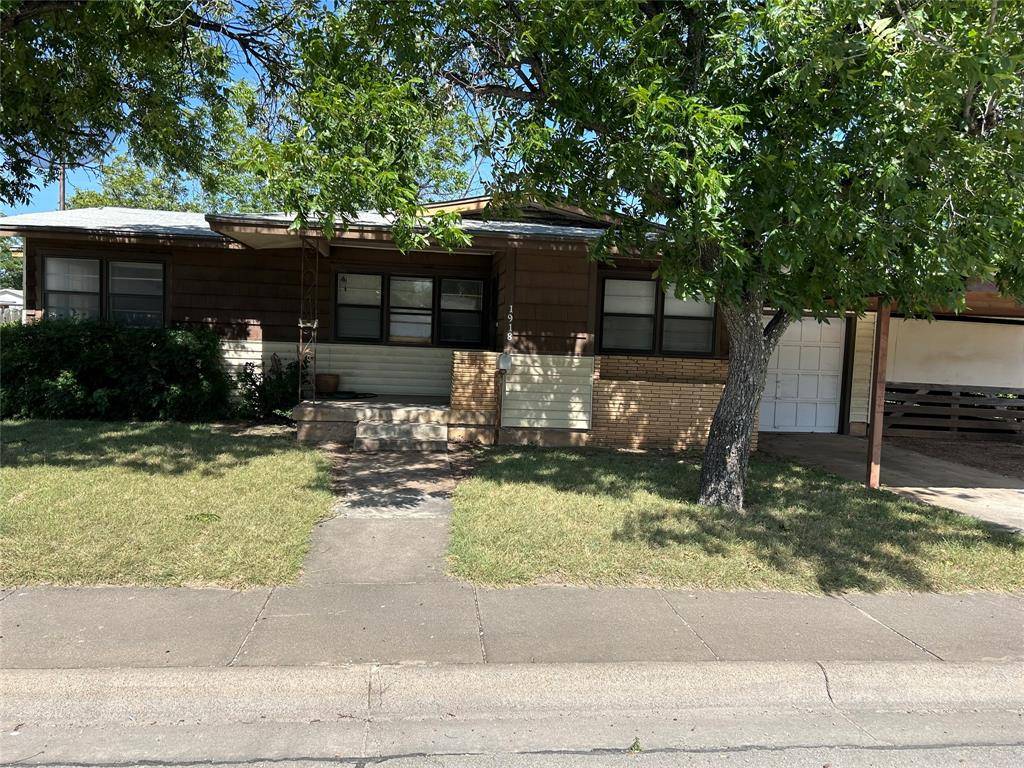 1918 Barrow Street,  Abilene,  TX 79605