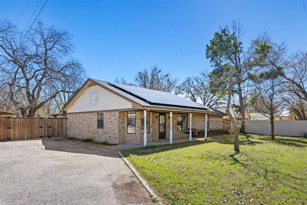 Collinsville, TX 76233,421 Elder Street