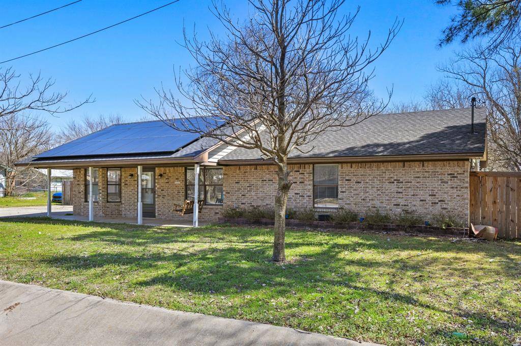 Collinsville, TX 76233,421 Elder Street