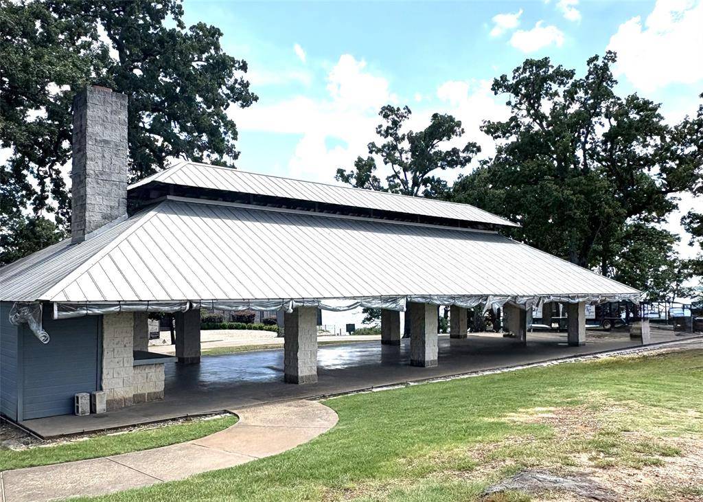 Mabank, TX 75156,128 Colonial