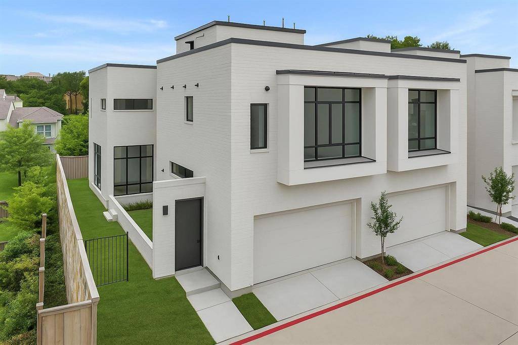 Dallas, TX 75208,610 N Oak Cliff Boulevard #301