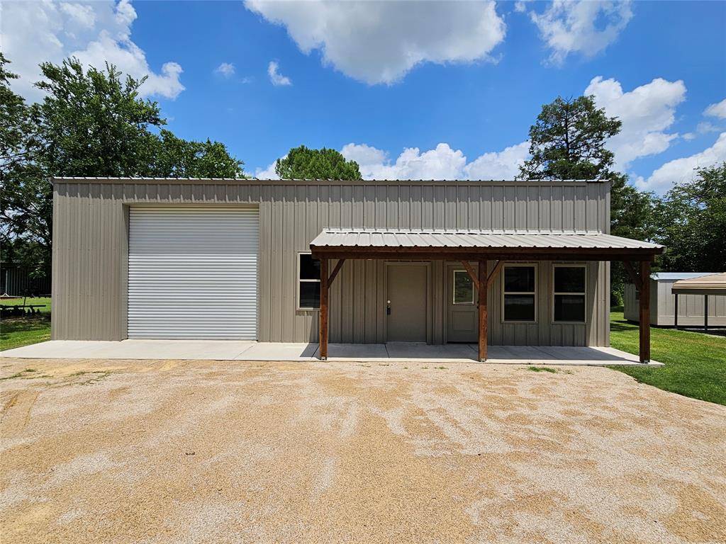 483 Private Road 729, Bluff Dale, TX 76433