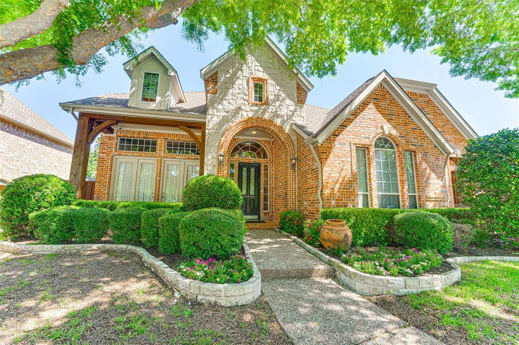 2621 Elmbrook Drive, Carrollton, TX 75010