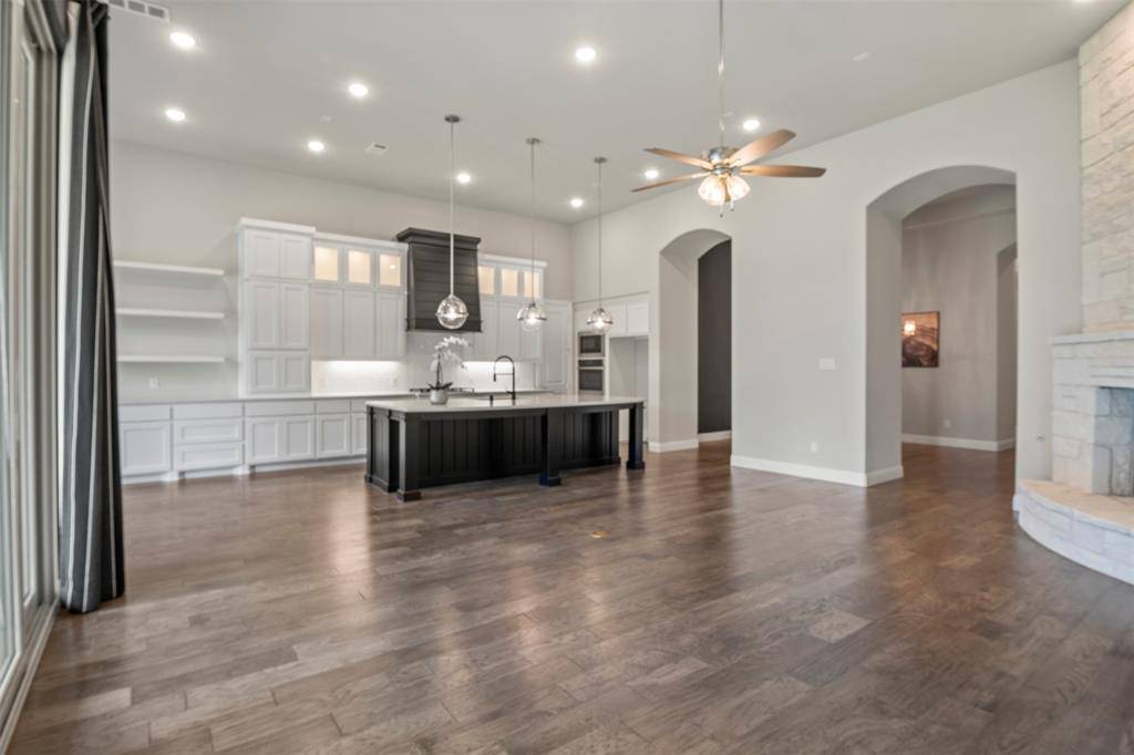 1112 Diamond Leaf Road, Northlake, TX 76226