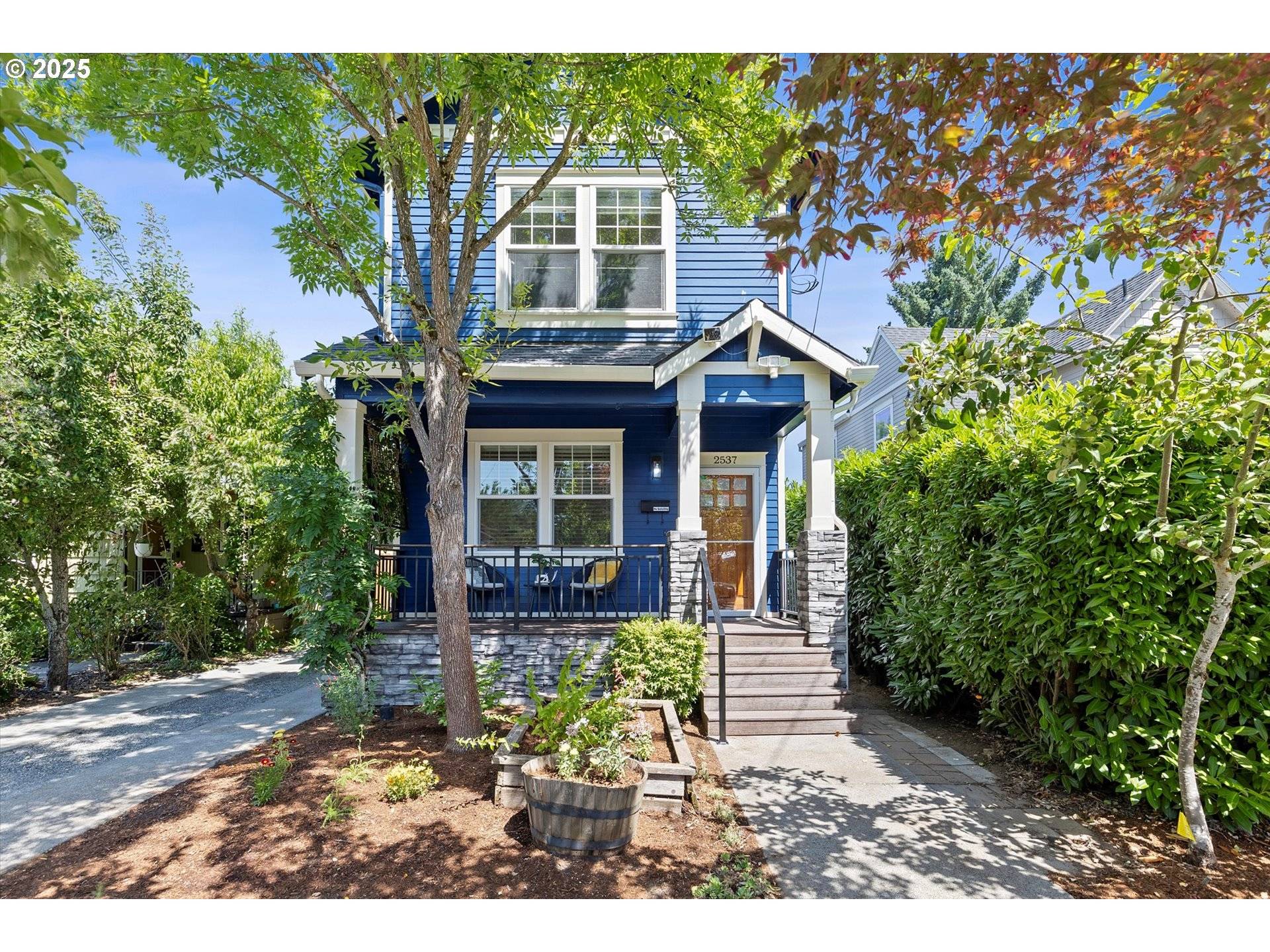 2537 N WINCHELL ST, Portland, OR 97217