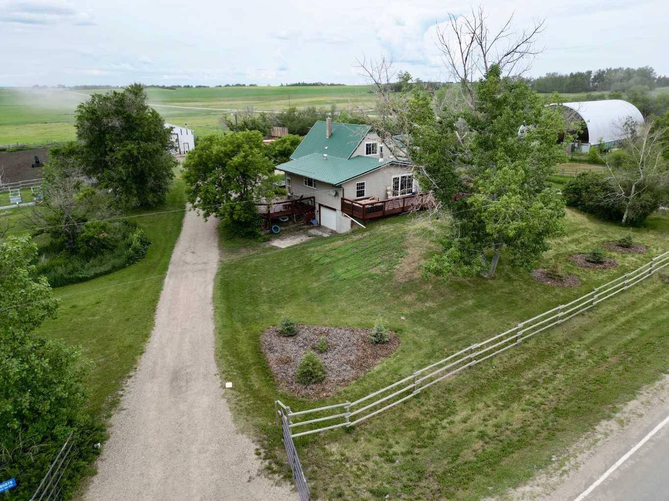 305076 Range Road 254, Rural Kneehill County, AB T0M1J0