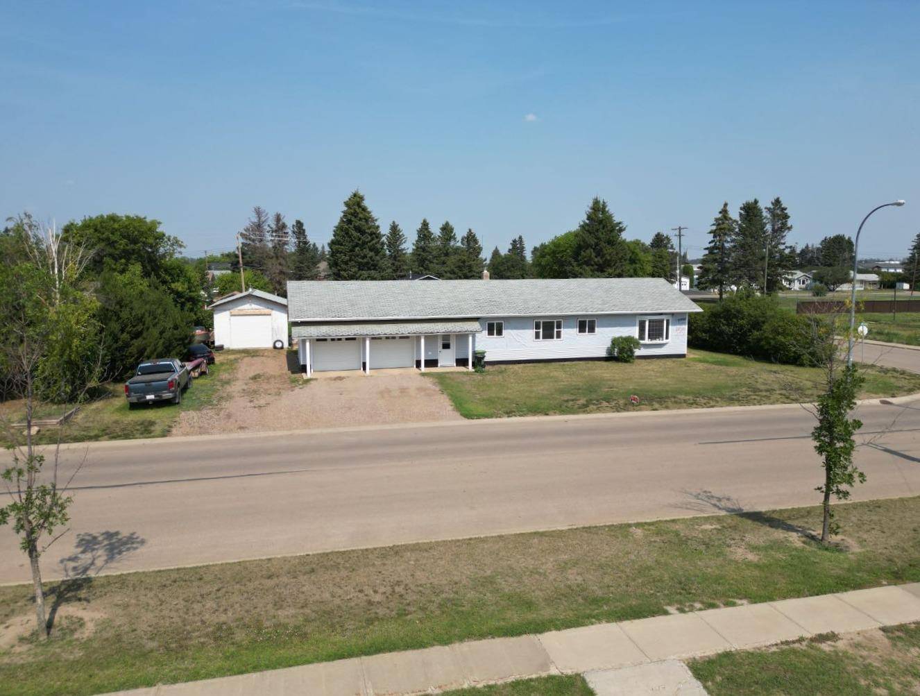 10202 99 Ave, La Crete, AB T0H2H0