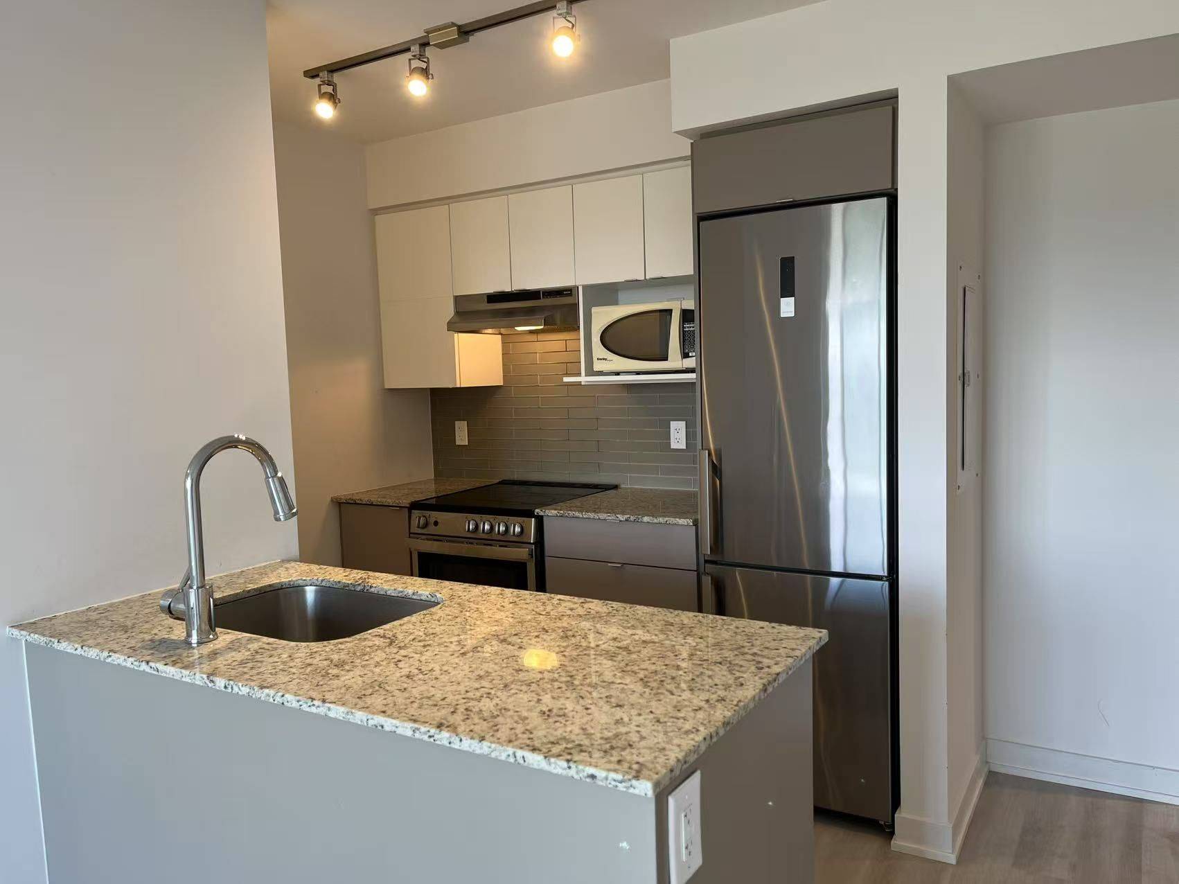 Toronto C04, ON M6A 0B3,120 Varna DR #1111