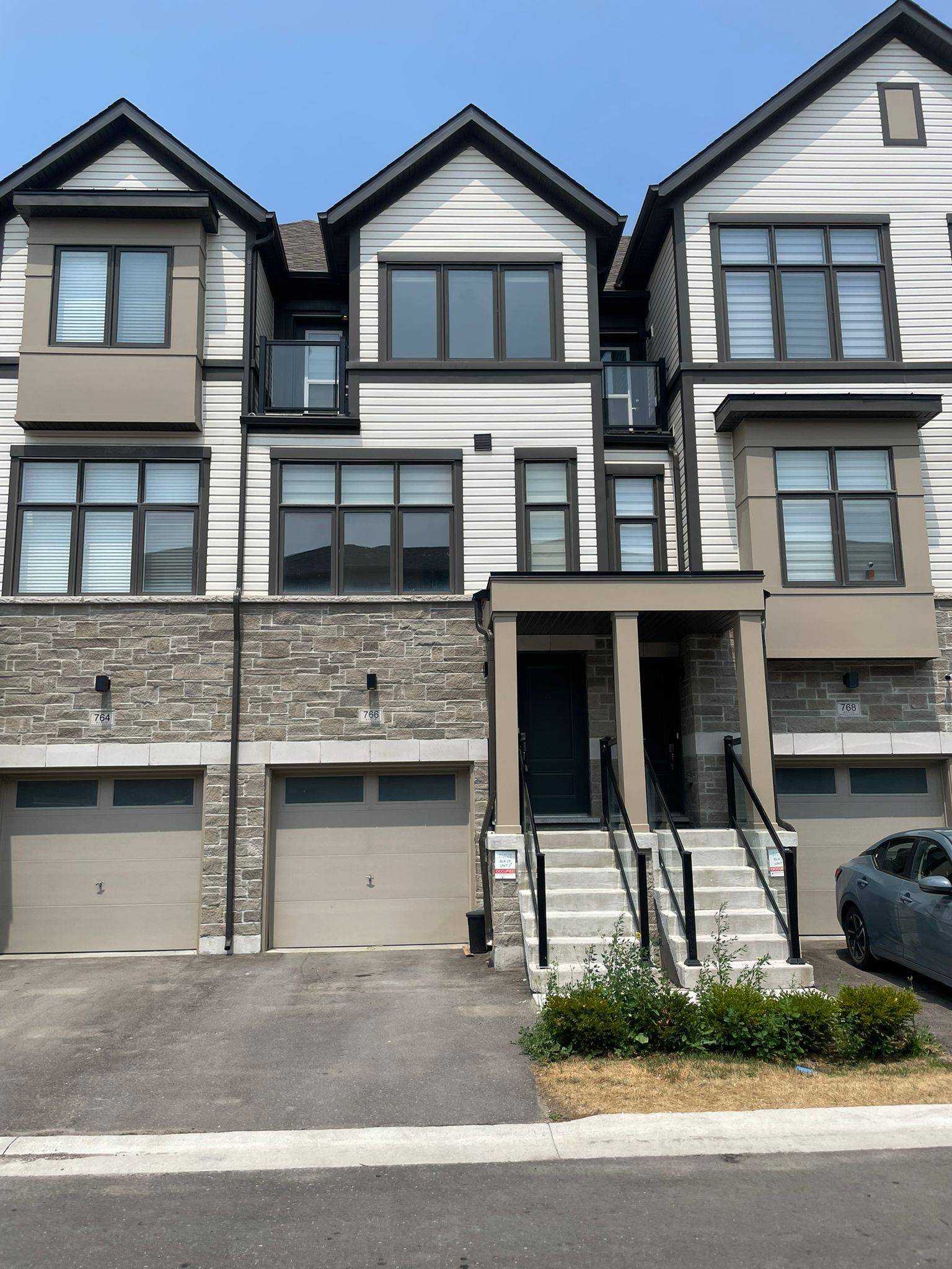 766 Eddystone PATH S, Oshawa, ON L1H 0A7