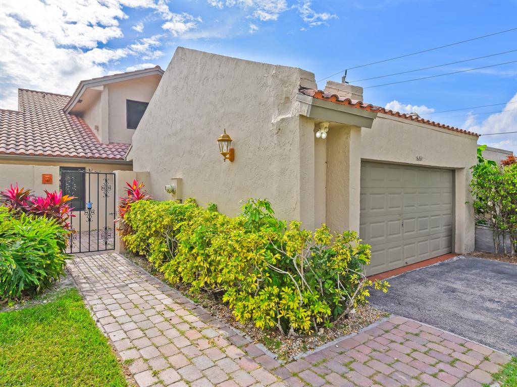 Weston, FL 33326,16861 PATIO VILLAGE CT #16861