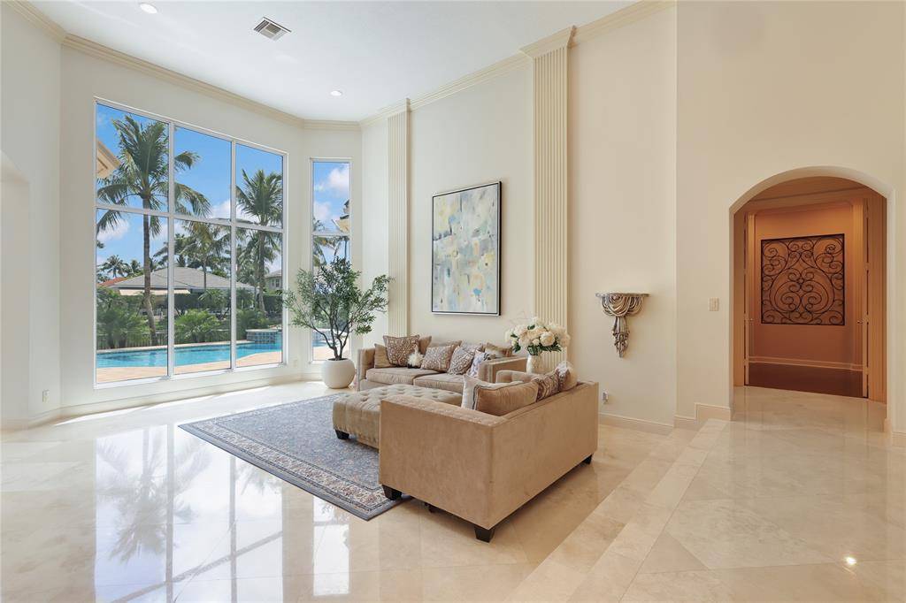 Plantation, FL 33324,10874 Hawks Vista St