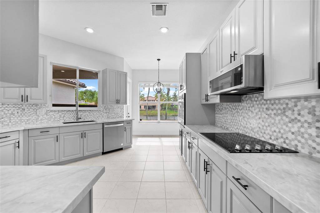 Parkland, FL 33076,7098 NW 111th Ter