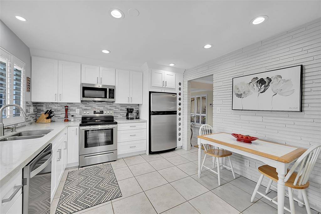 Pompano Beach, FL 33060,920 SE 4th Ave