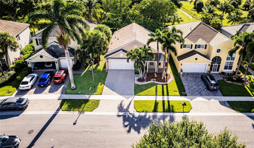 Royal Palm Beach, FL 33414,262 Kensington Way