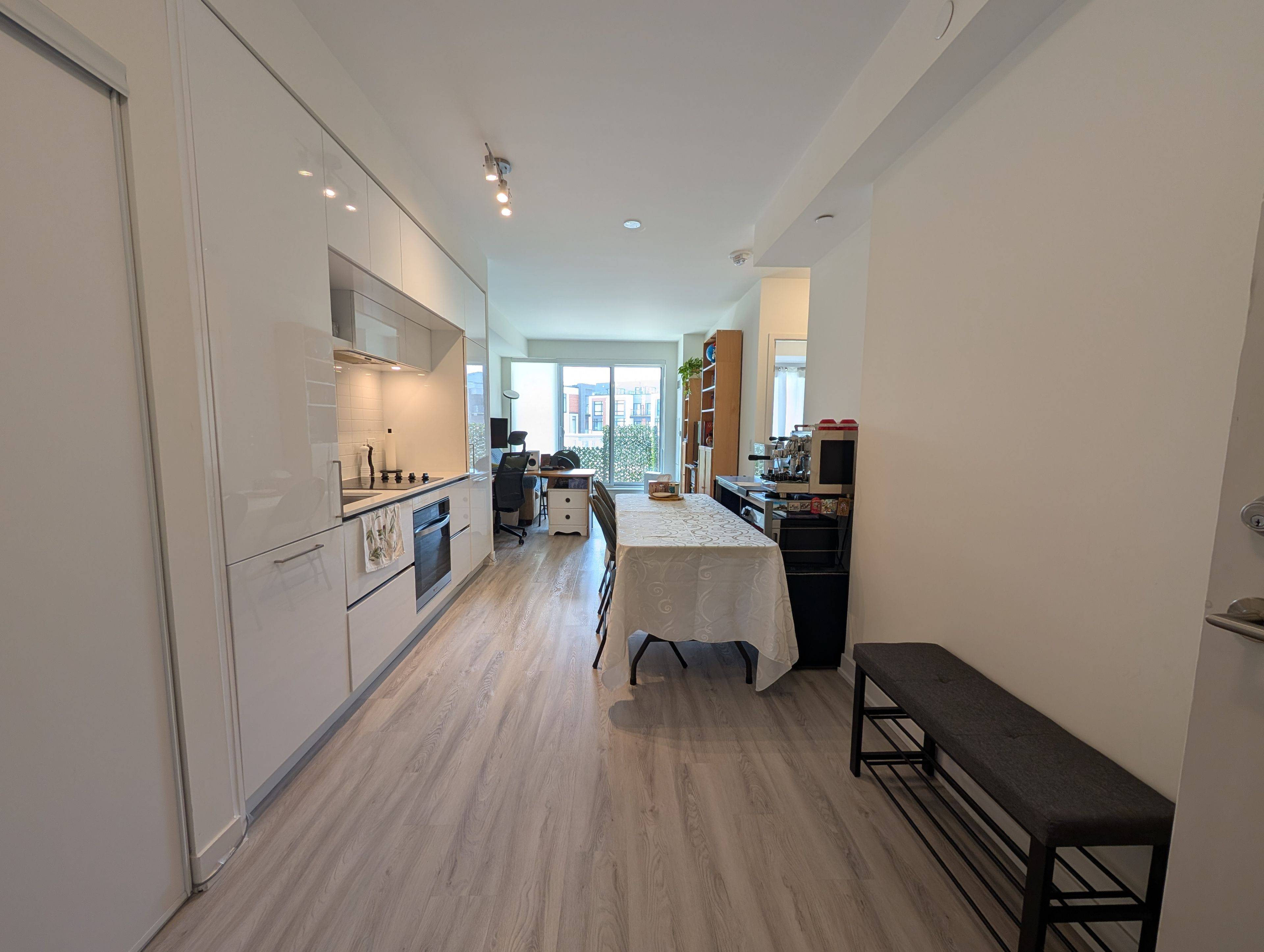 Richmond Hill, ON L4S 0N5,6 David Eyer RD #218