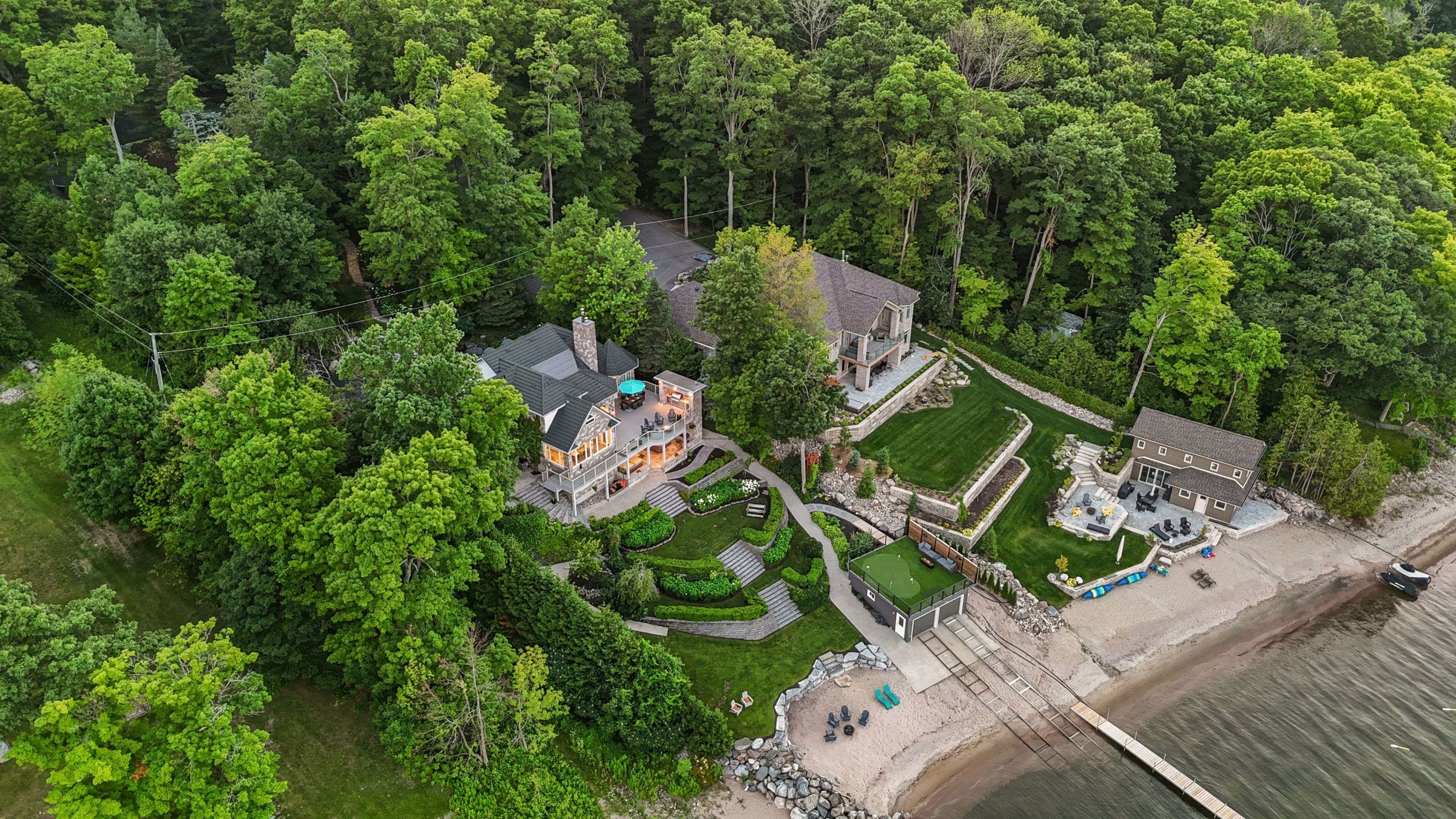 Penetanguishene, ON L9M 1X3,29 McArthur DR