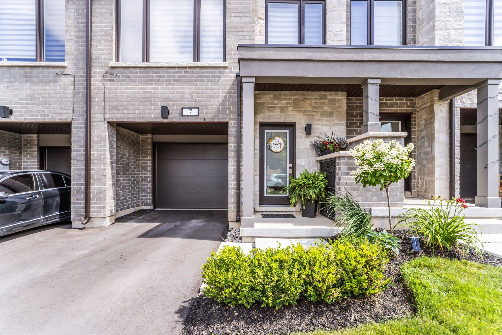 Halton Hills, ON L7G 0P5,7 Briar CT