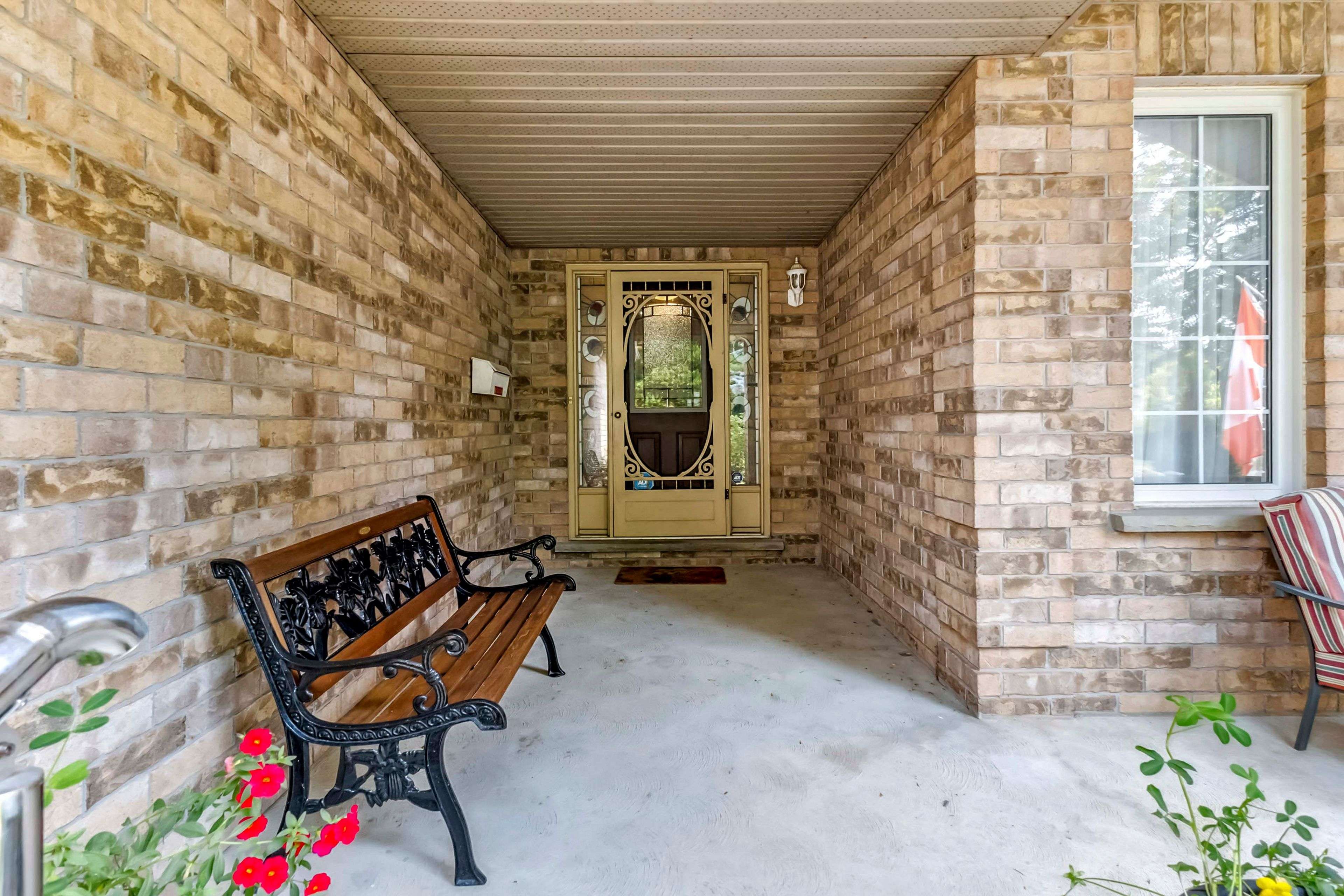 London North, ON N6H 5J6,739 THORNWOOD DR