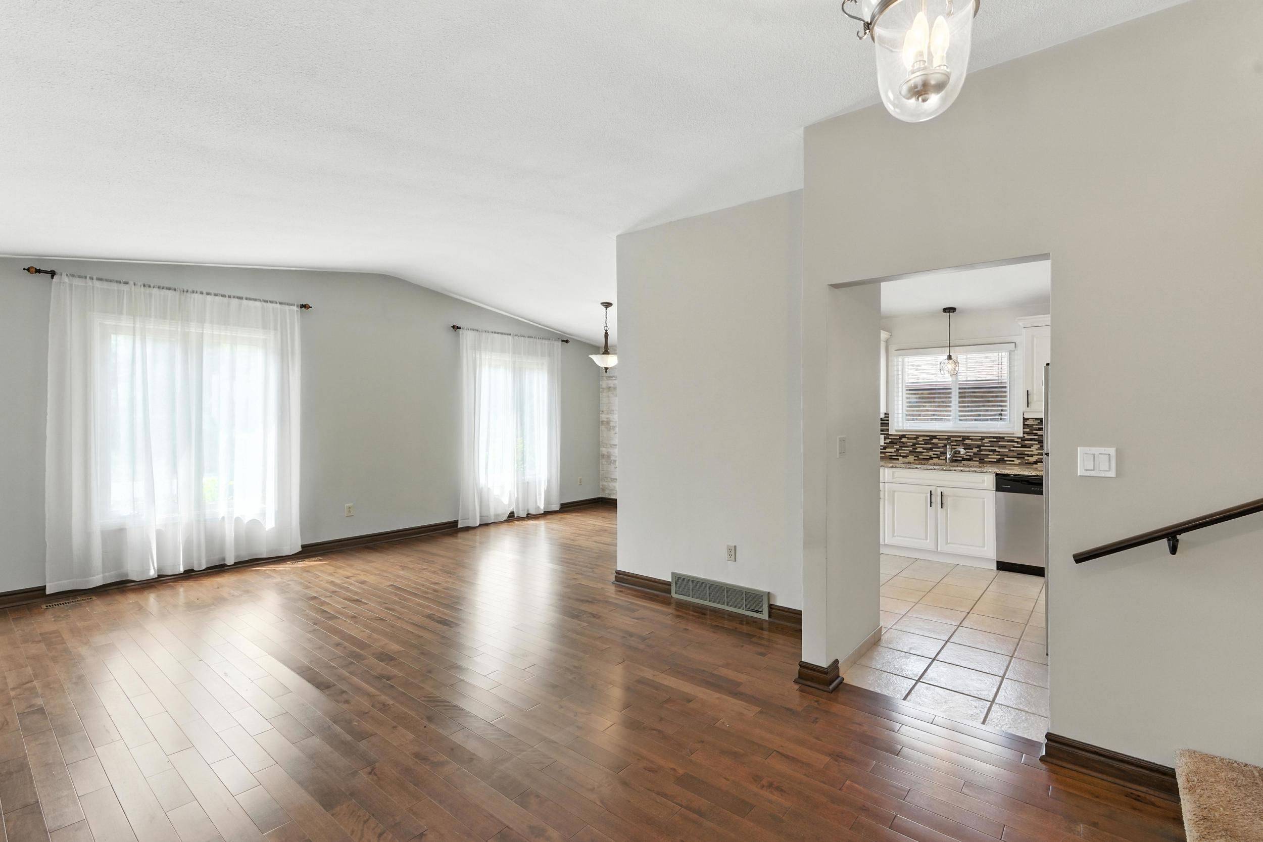 Niagara-on-the-lake, ON L0S 1J0,127 Flynn ST