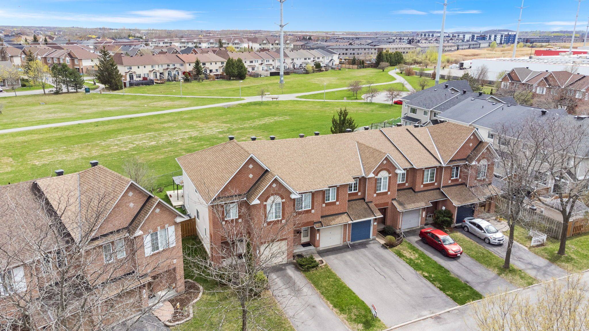 Orleans - Cumberland And Area, ON K4A 4E8,544 Renaissance DR