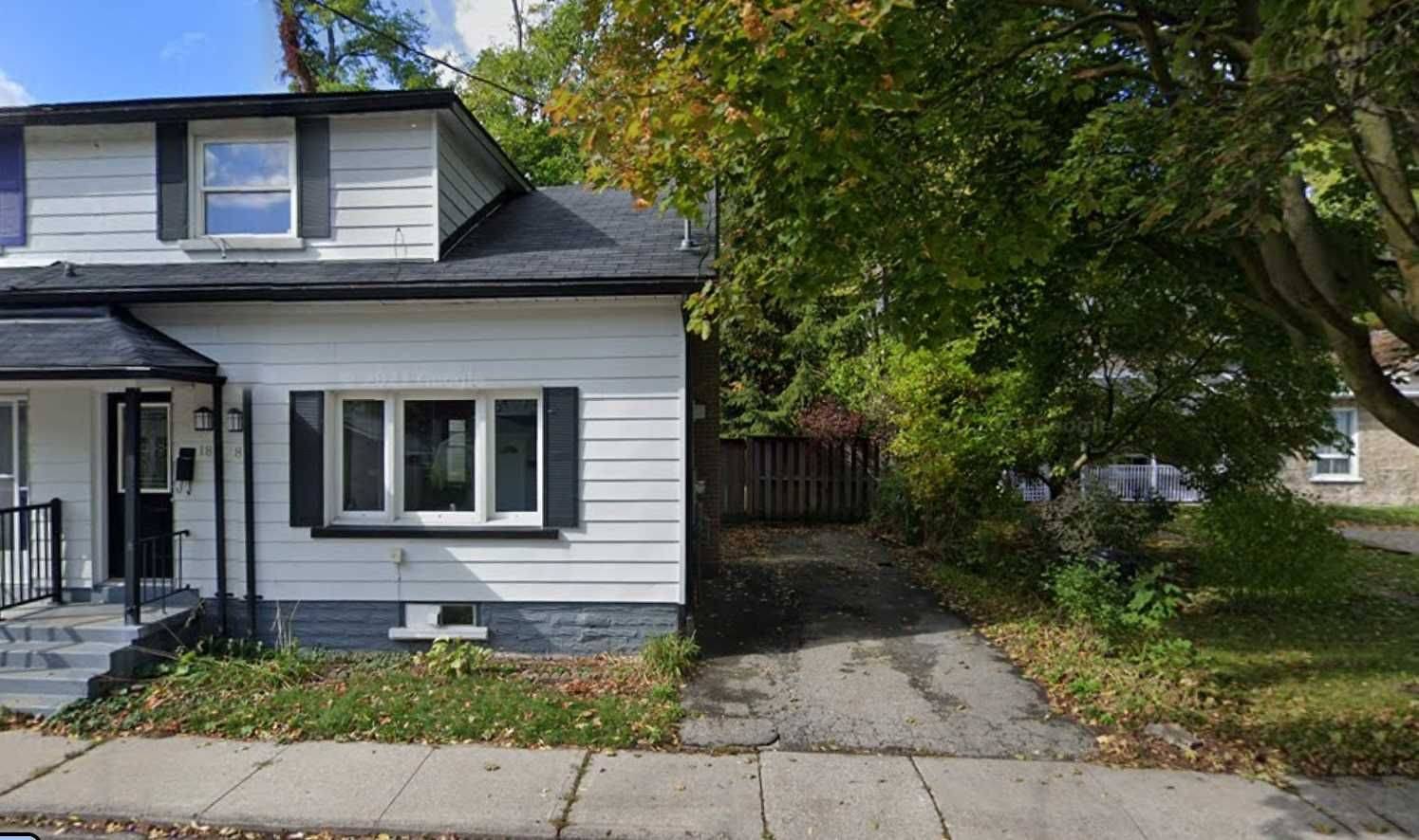 Cambridge, ON N1S 2N6,18 Metcalfe ST W