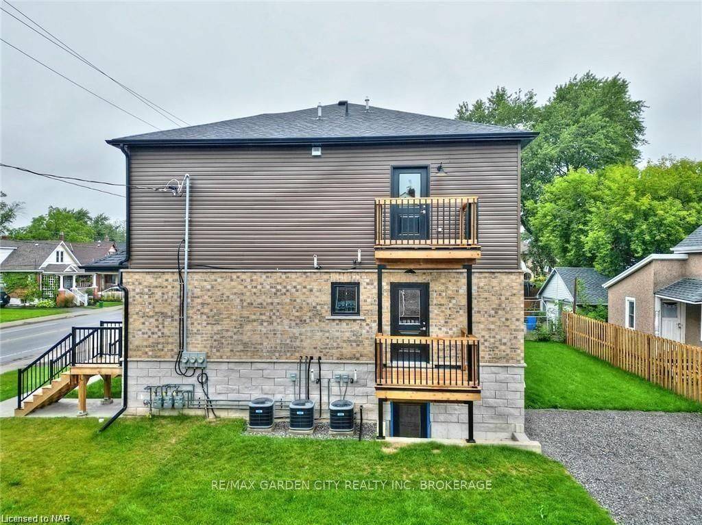 Welland, ON L3C 1K4,272 NIAGARA ST #2