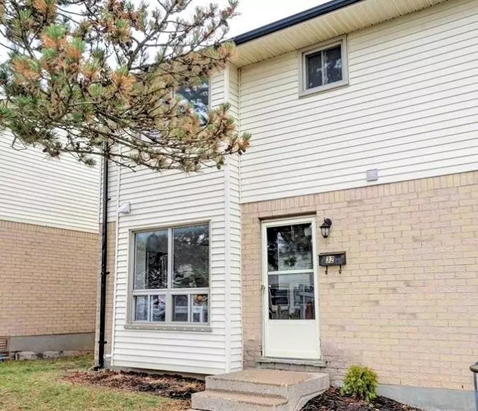 London South, ON N6C 5K3,355 SANDRINGHAM CRES #32