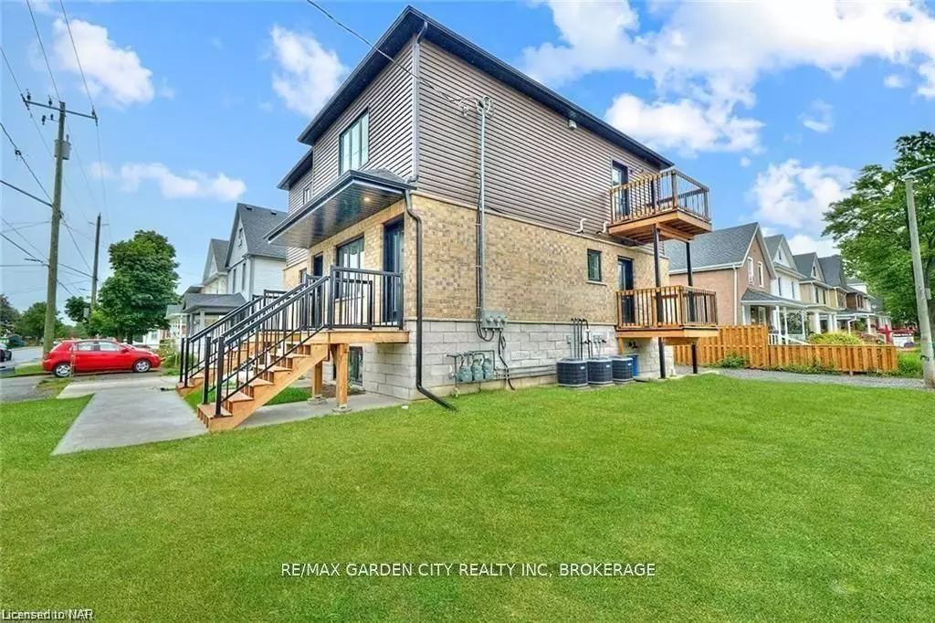 Welland, ON L3C 1K4,272 NIAGARA ST #3