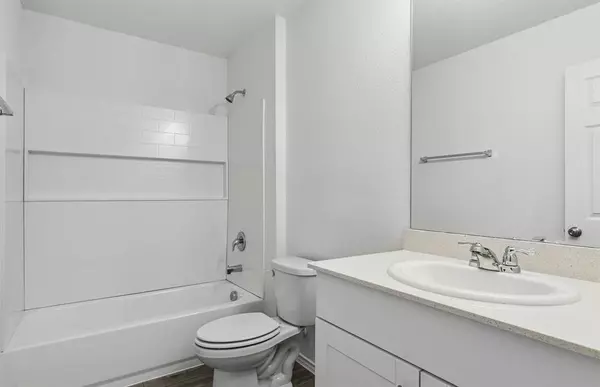 Pilot Point, TX 76258,14042 Ladbroke Street