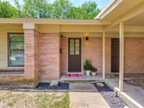 Fort Worth, TX 76133,5408 Waltham Avenue