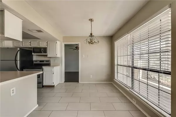 Dallas, TX 75211,2505 Wedglea Drive #121