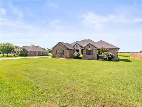 Tioga, TX 76271,612 Fawn Trail