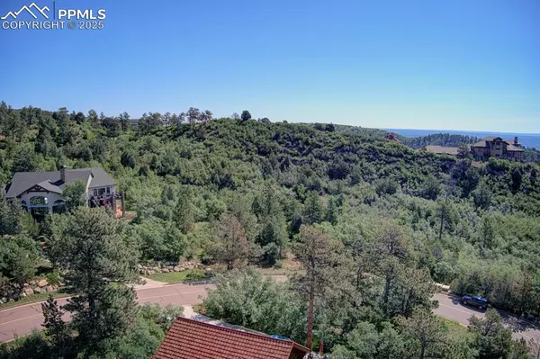 Colorado Springs, CO 80904,3195 Cedar Heights DR