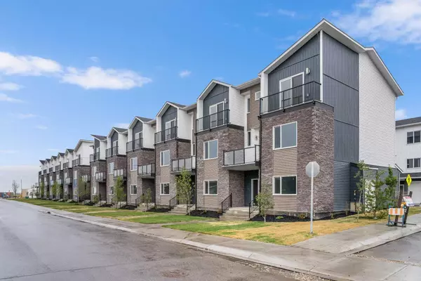 341 Red Sky TER NE, Calgary, AB T3N 2M3