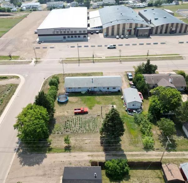 La Crete, AB T0H2H0,10202 99 Ave