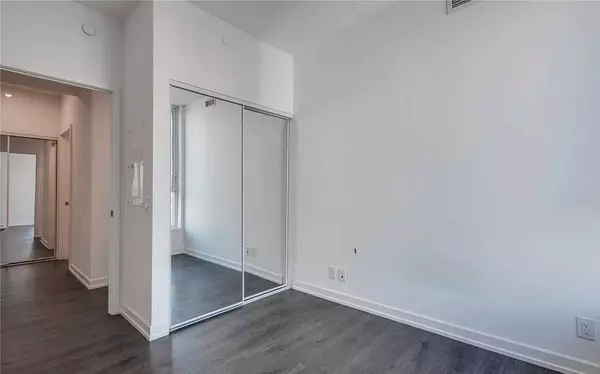 Toronto C08, ON M5A 0M8,20 Tubman AVE #903