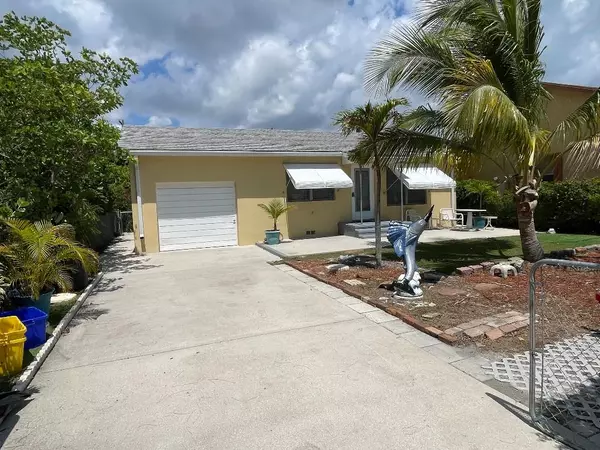 723 N 4th St, Lantana, FL 33462