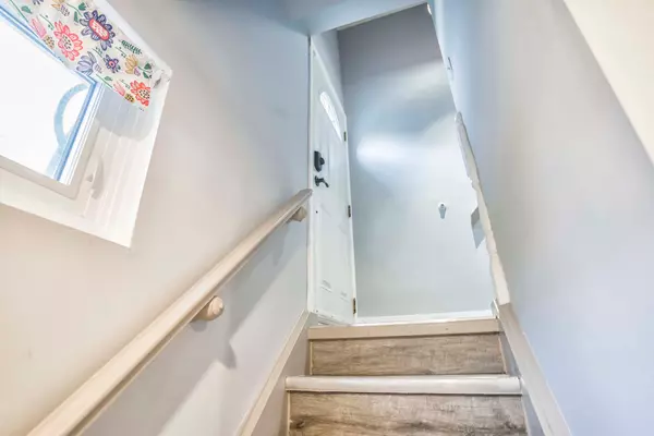 Mississauga, ON L5A 2V8,3614 Holden CRES #Unit 2