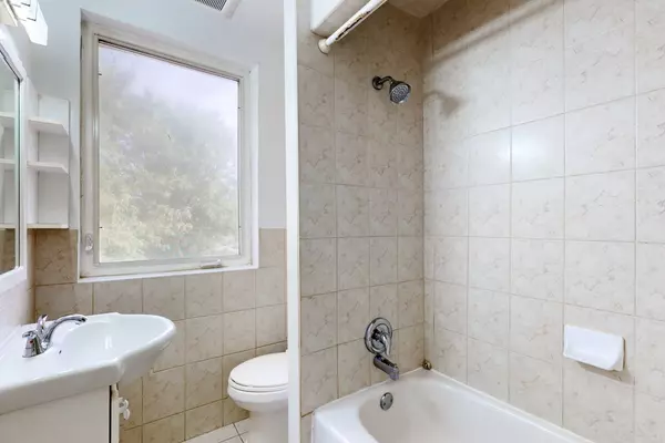 Toronto W04, ON M6E 2P7,102 Bowie AVE #Upper