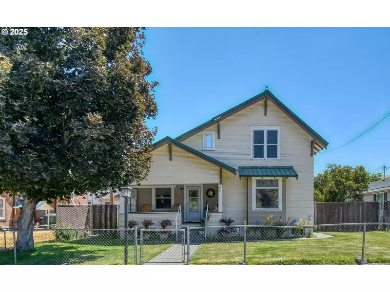 360 N GALE ST, Heppner, OR 97836
