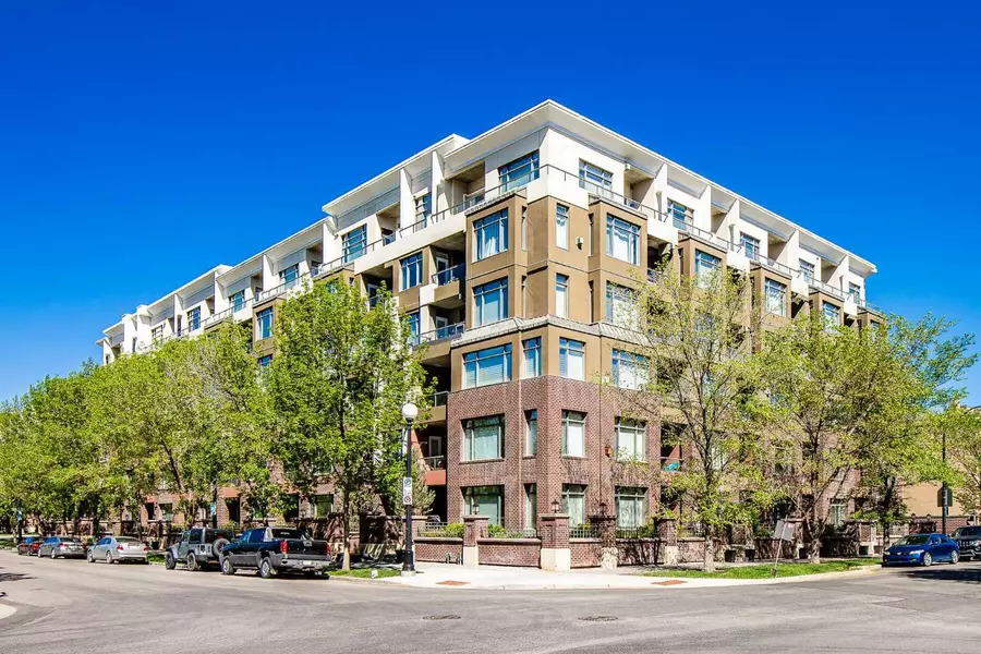990 Centre AVE Northeast #106, Calgary, AB T2E 2M9
