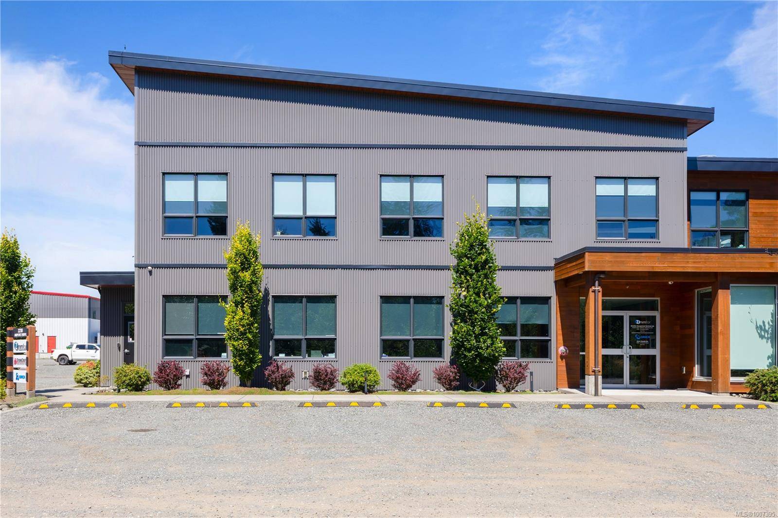 Campbell River, BC V9H 0E2,2218 Airport Rd #A