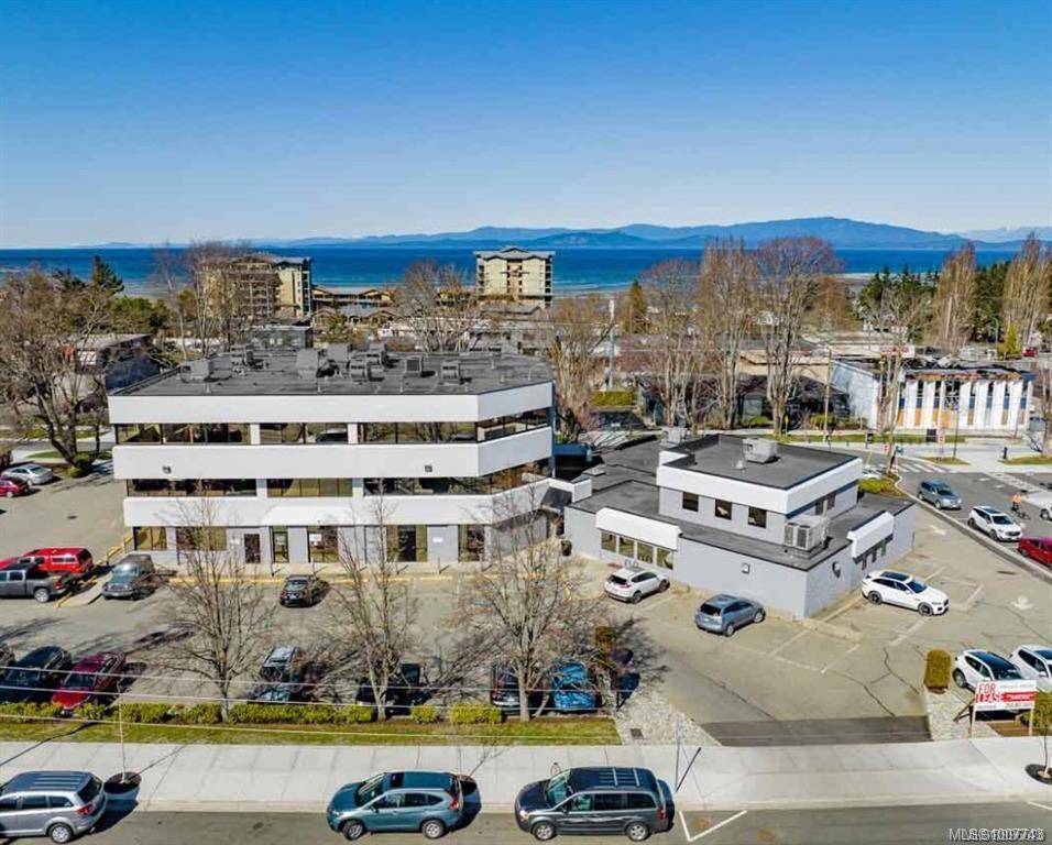 154 Memorial Dr #204, Parksville, BC V9P 1K7