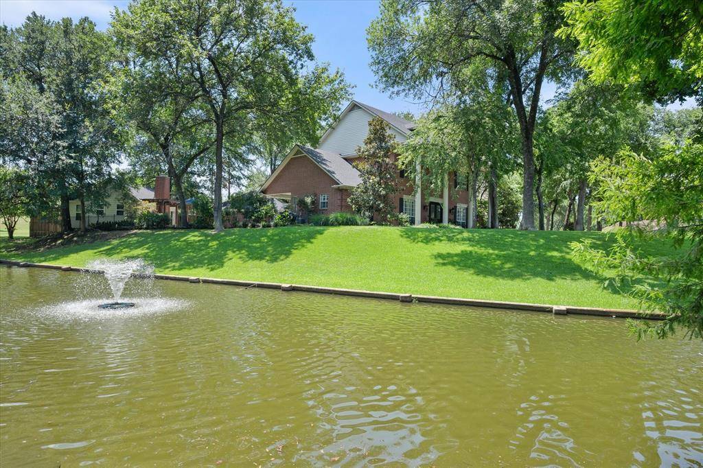 Fort Worth, TX 76112,5848 Forest River Drive