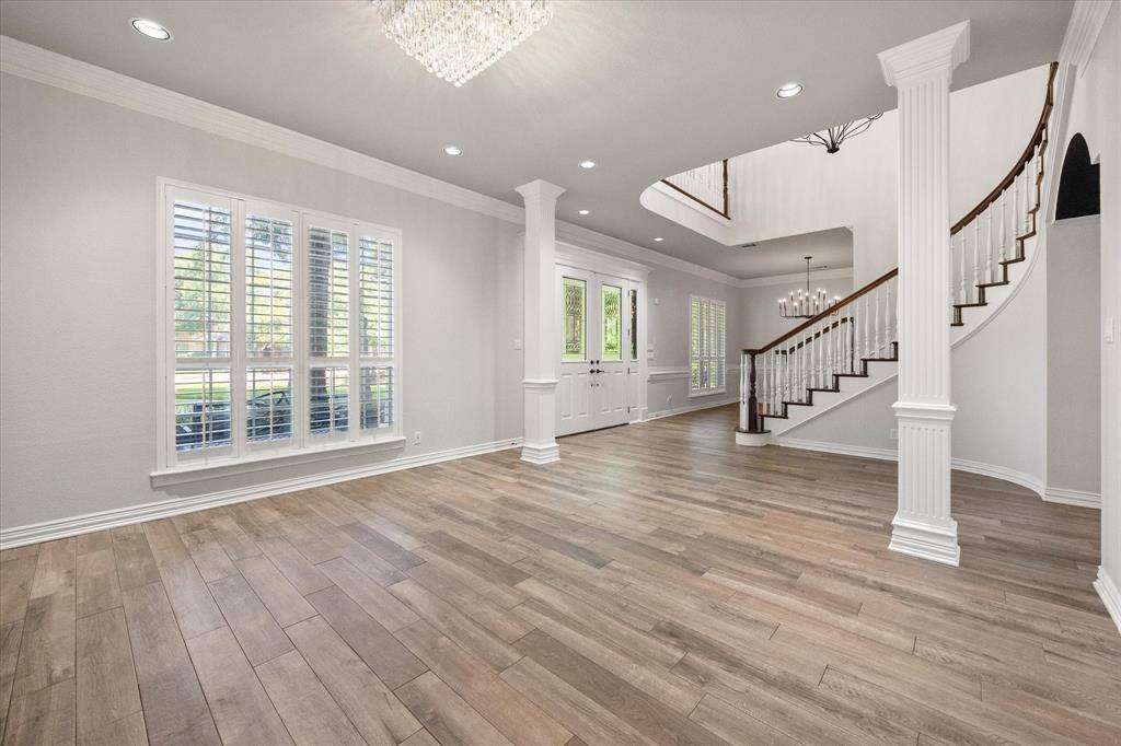 Fort Worth, TX 76112,5848 Forest River Drive