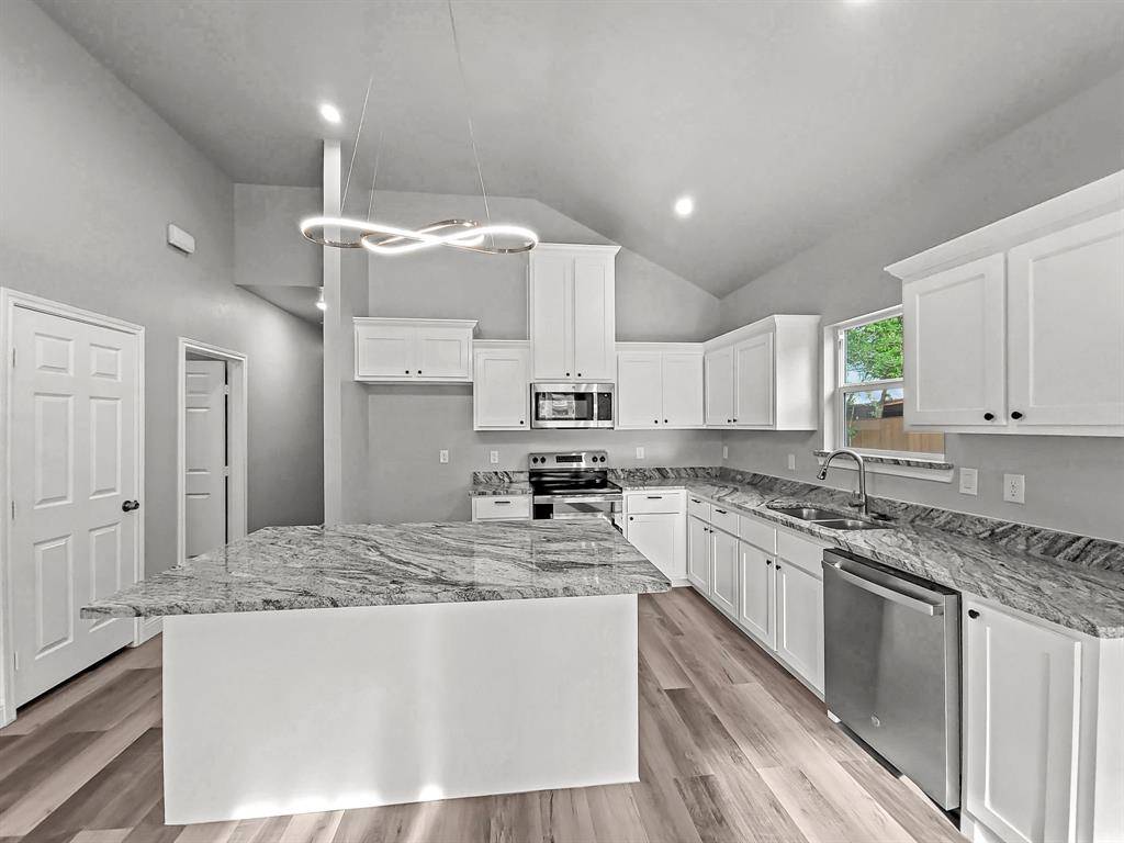 1225 Wesley Street, Greenville, TX 75401