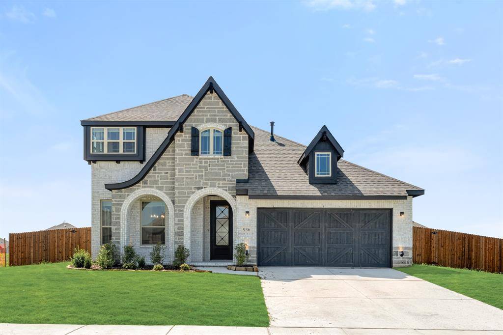 936 Homestead Drive, Desoto, TX 75115