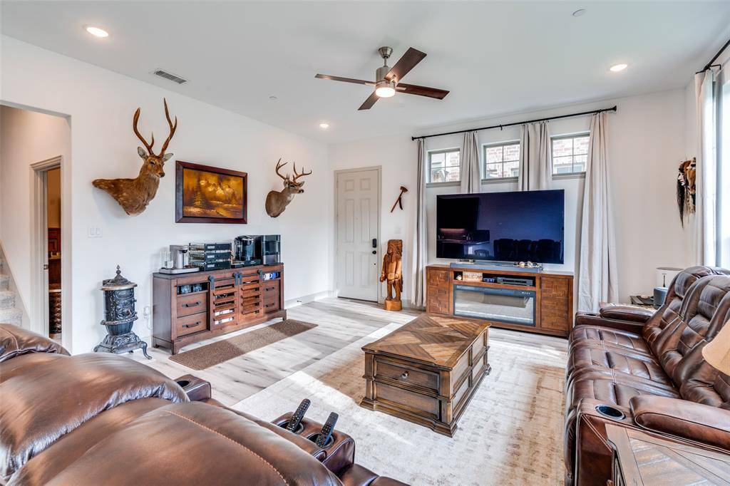 Grand Prairie, TX 75054,7139 Buchanan