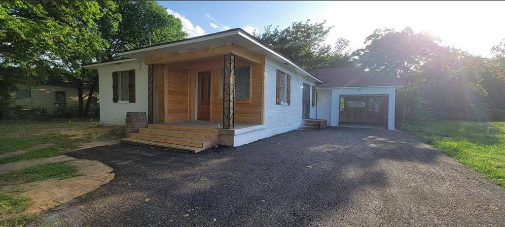 3827 Vineyard Drive, Dallas, TX 75212