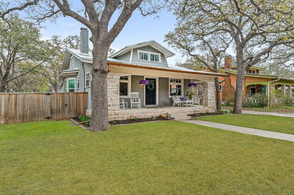 Stephenville, TX 76401,887 N Clinton Street